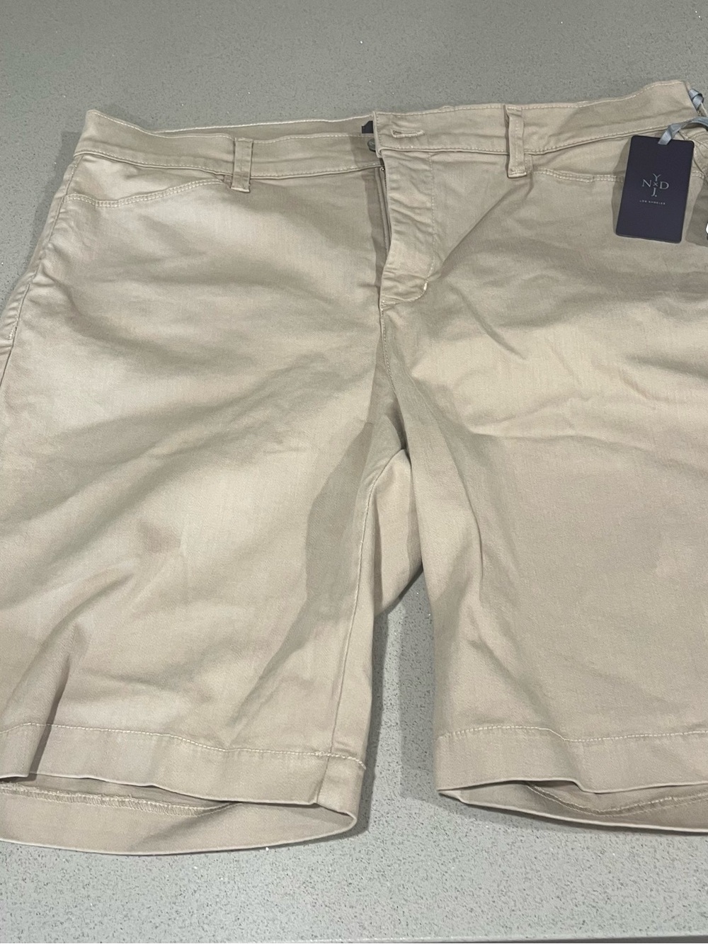 NYDJ Women’s Light Khaki Flat-Front Shorts